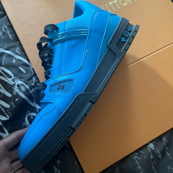 Authentic Louis Vuitton Sneakers - Picture 7 of 7